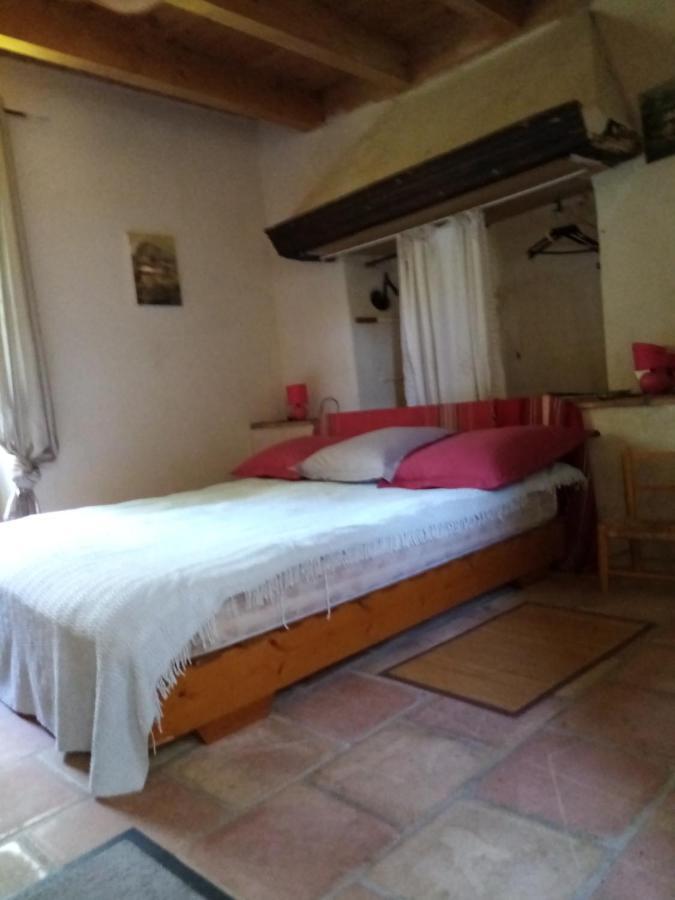 Bed and Breakfast Mas Des Nabieres Saint-Martial  Екстер'єр фото