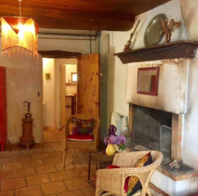 Bed and Breakfast Mas Des Nabieres Saint-Martial  Екстер'єр фото